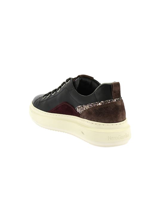 sneakers da donna in pelle nera NERO GIARDINI | I411592D100